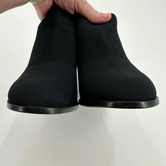 Eileen Fisher Clever Slip On Black Stretch Ankle Boots Textured Knit Size 9.5
