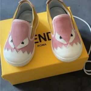 Fendi Kids Pink and White Slip-On Shoes