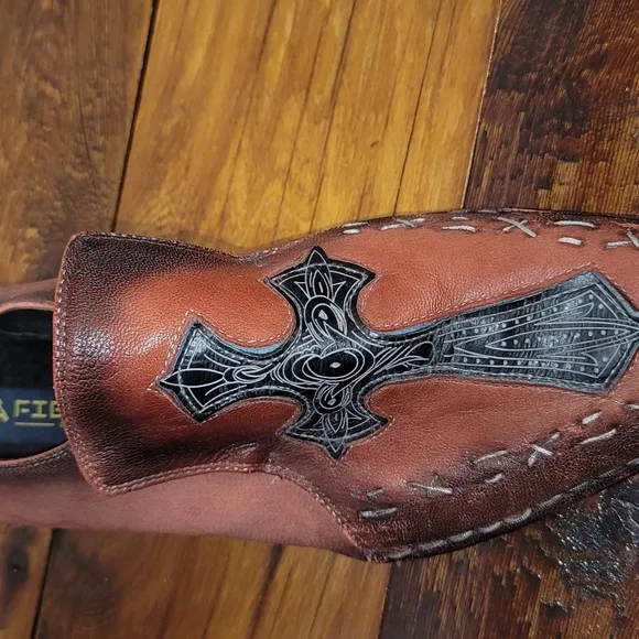 Fiesso by Aurelia Garcia‎ size 12 Men's Cross Shoes