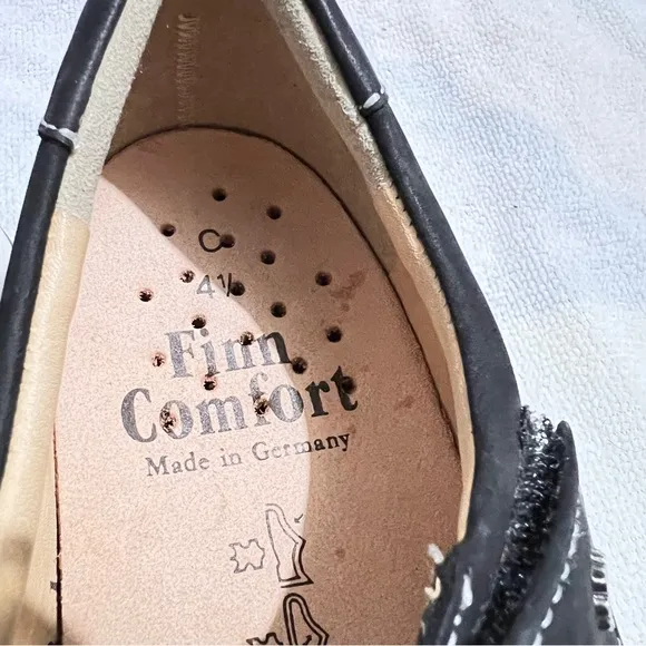 Finn Comfort sandals