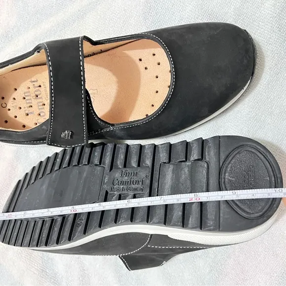 Finn Comfort sandals