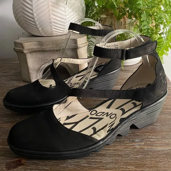 FLY LONDON Piat Black Suede Ankle Strap Wedge Mary Jane Women’s EU 40 US 9-9.5