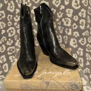 Free People Brayden Western Booties in Black 🖤 Metallic 😍 New &amp; Never Worn 😍