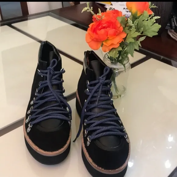 Free People Durango Hiker Boots - 9 ****Only 1 Size 9 Left!!******************