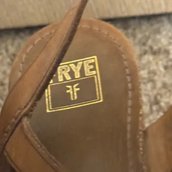 Frye Tan Brown Criss Cross Leather 9.5 M Shoes