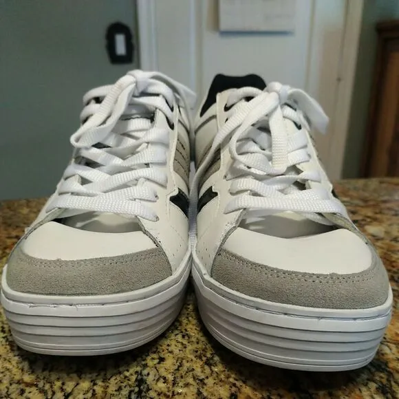 GDefy by Gravity Defyer Men Walking Shoes Size 8 White/Gray NEW