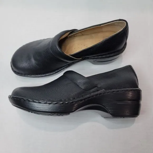 G.H. Bass &amp; Co Black Clogs Size 10 M