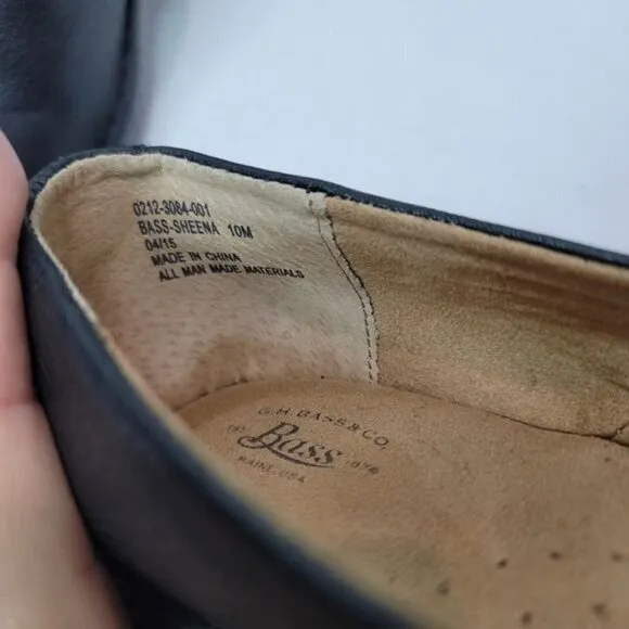 G.H. Bass &amp; Co Black Clogs Size 10 M