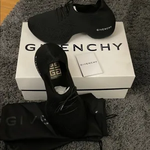 Givenchy Black Sneakers Sleek Modern Design
