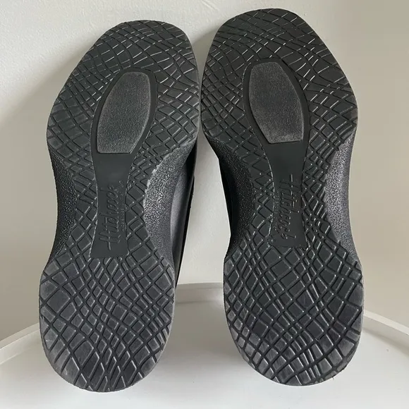 Hitchcock Black Leather Men’s Shoes Slip On Wide 3E Size 10