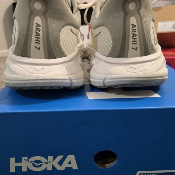 Hoka Arahi 7 Running Shoes
