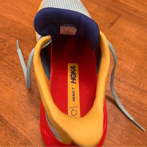 Hoka Arahi Athletic Shoes, Women’s 7.5