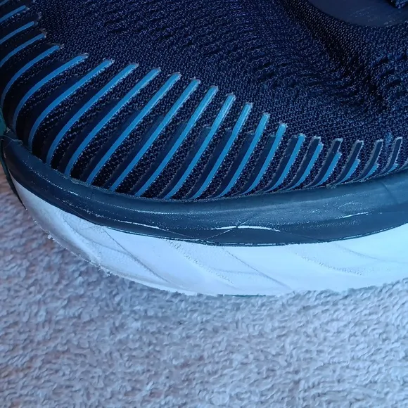 Hoka Bondi 7 Wide Comfort Running Shoes