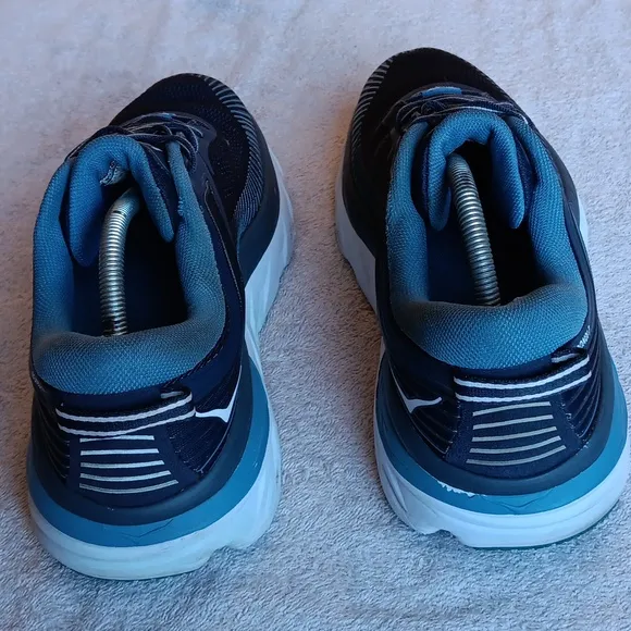 Hoka Bondi 7 Wide Comfort Running Shoes