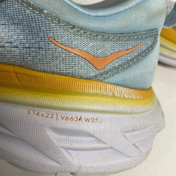 Hoka Bondi 8 Sneaker Shoes Size 8.5 Wide
