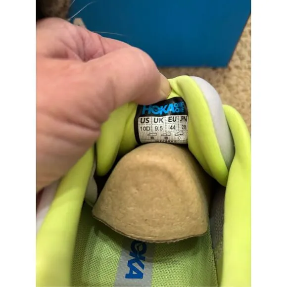 HOKA MEN'S BONDI 8 Size 10S NIB