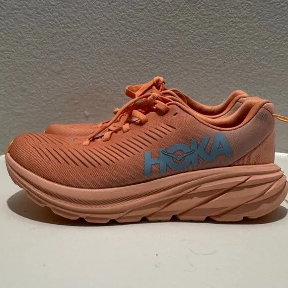 HOKA ONE ONE $210 Rincon 3 Road Running Shoes ShellCoralPeach Parfait Size 6.5B