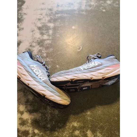HOKA ONE ONE Bondi 7 Women  Cushioned grey&amp;pink Running Shoes sz 9.5