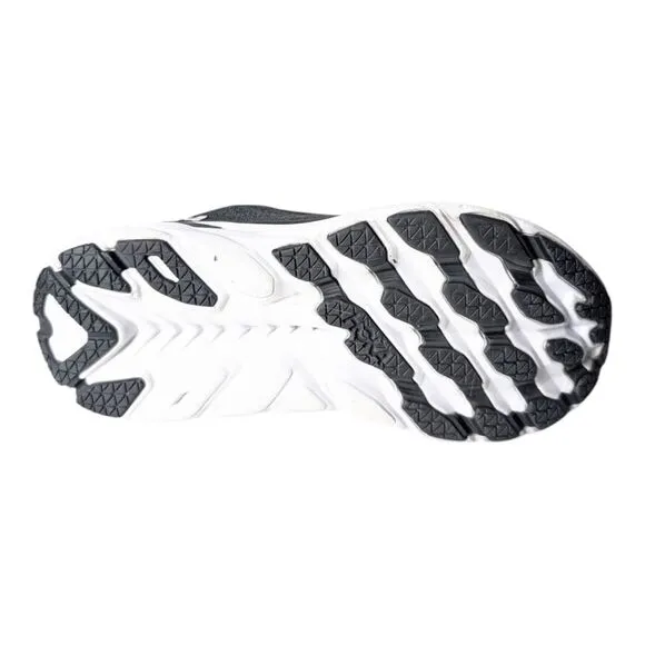 HOKA ONE ONE Clifton 8 Running Shoes Size 7D