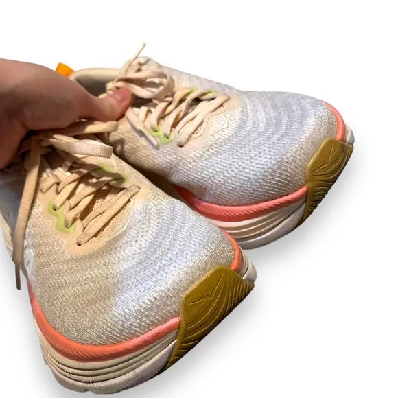 Hoka One One Gaviota 5 Running Shoes Womens Size 8 Sneakers Vanilla Eggnog