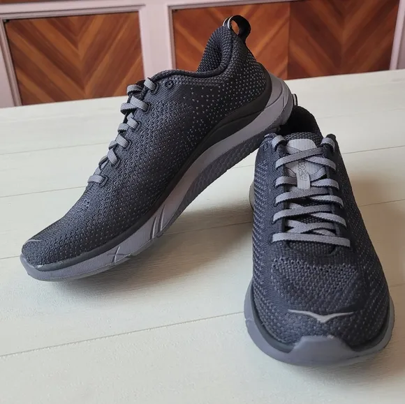 Hoka One One Hupana 2 Running Shoes in Black / Blackened Pearl - Like New
