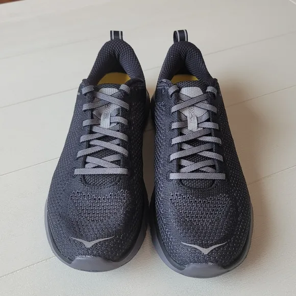 Hoka One One Hupana 2 Running Shoes in Black / Blackened Pearl - Like New