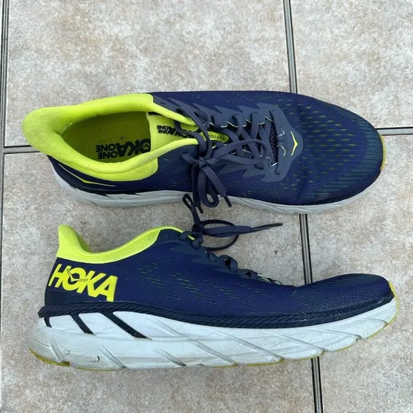Hoka One One M Clifton 7 Running Shoes