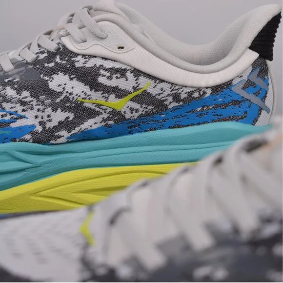 Hoka One One Stinson 7 Cross Country Running Shoes