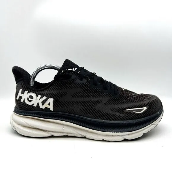 Hoka‎ One One Womens 9.5 B Clifton 9 1127896 BWHT Black Running Shoes Sneakers