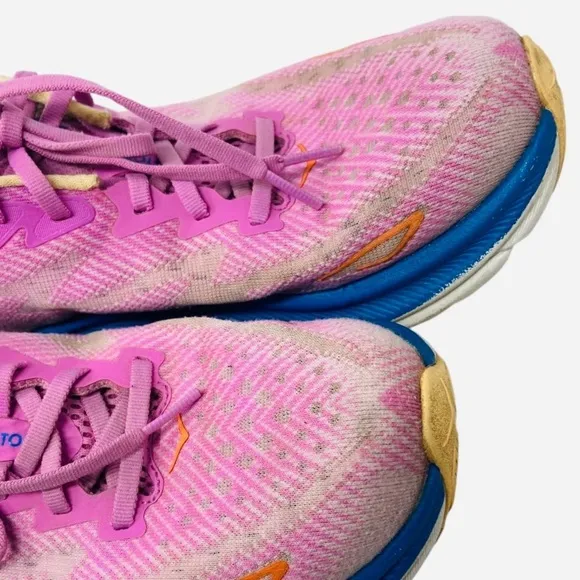 Hoka One One Women's Clifton 9 1132211 CSLC Pink Running Shoes Sneakers Size 7.5