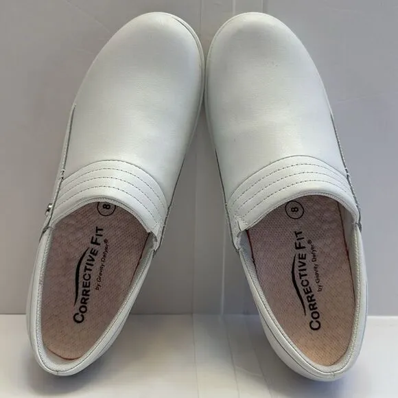 Infinity women’s nursing slip on shoes size 9
