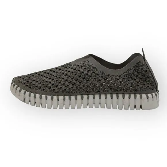 Isle Jacobsen Tulip 139 Perforated Sneaker Slip on Shoes Grey Womens 40 5710502