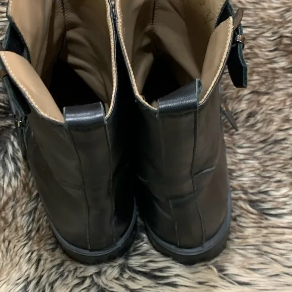 ITALEAU buckle straps wrap the vamp and ankle handmade leather boots Sz 38 us 8