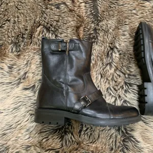 ITALEAU buckle straps wrap the vamp and ankle handmade leather boots Sz 38 us 8