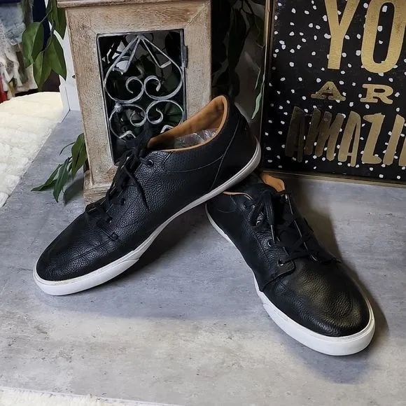 IZOD LA Coste brand Men's shoes size 12