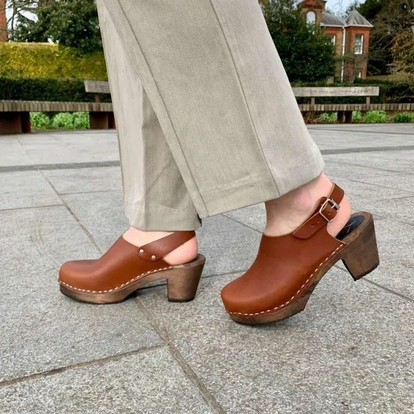 J. Crew Convertible Strap Leather Wood Clogs | 7.5