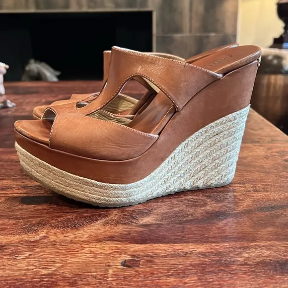 Jimmy Choo size 39.5 platform espadrille