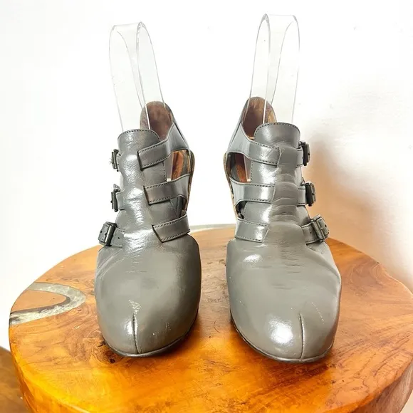 JOHN FLUEVOG Grey Gray Leather FARRAH Buckled Ankle Cork Wedge Boots Shoes 7