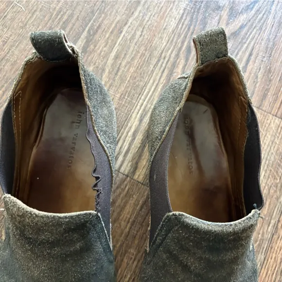 John Varvatos collection Shaggy Suede Low Chelsea Boot in Brown Size 12M-  $698
