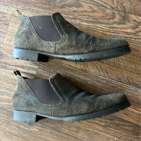 John Varvatos collection Shaggy Suede Low Chelsea Boot in Brown Size 12M-  $698