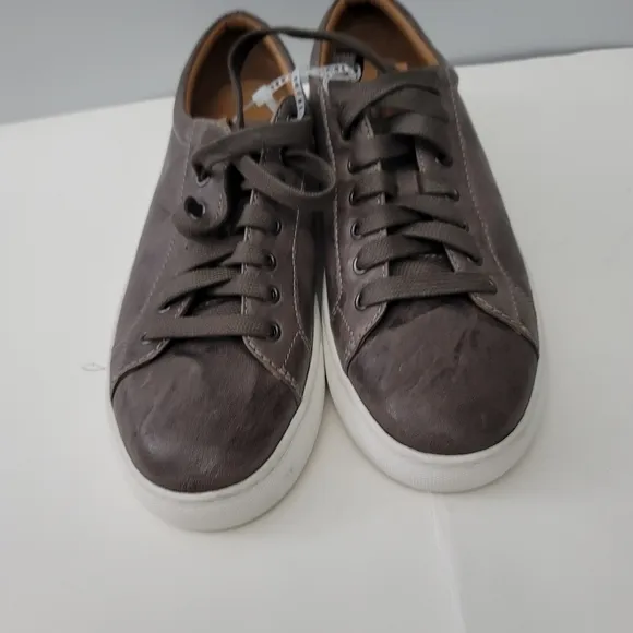 Johnston &amp; Murphy Banks Lace-To-Toe Sneakers