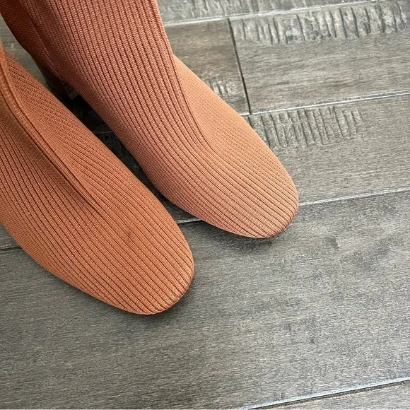 Joie Neely Block Heel Pull On Shoes Knit 7.5 Sock-ribbed Booties Ankle Boots
