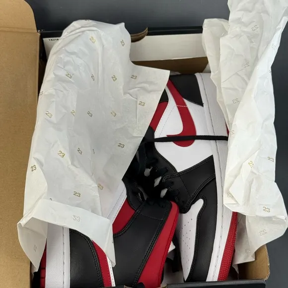 Jordan 1 Mid Gym Red Black White athletic sneaker shoes men’s size 11