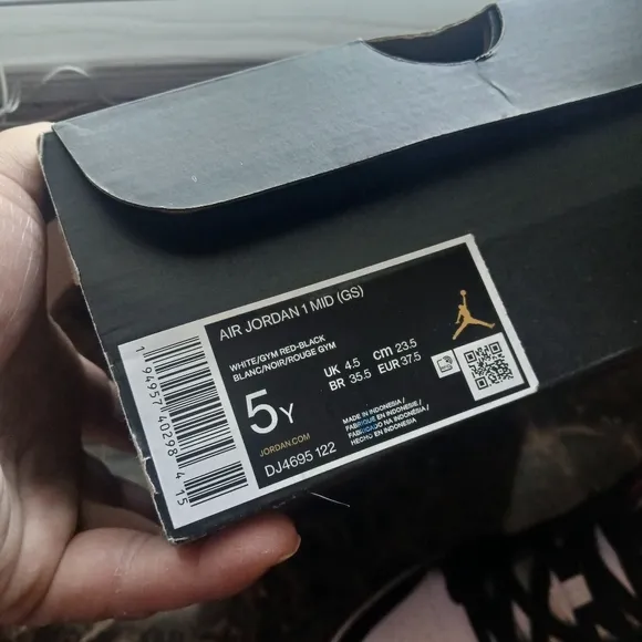 Jordan 1 Mid Streetwear/Basketball Shoes Size 5 Youth/6.5 Women
