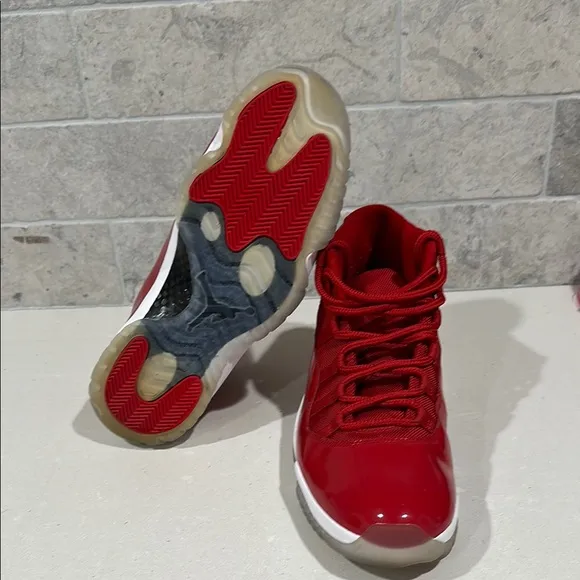 Jordan 11 Retro Win Like ‘96 Shoes in Gym Red