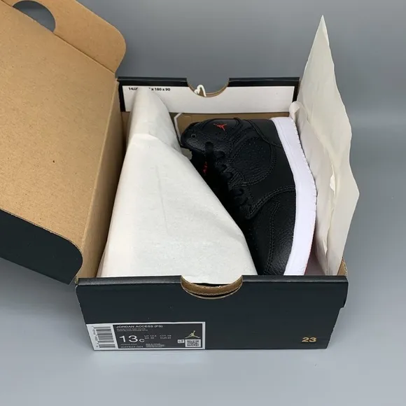 Jordan Access PS Black Gym Red Shoes AV7943-001 Kids Sz 12C