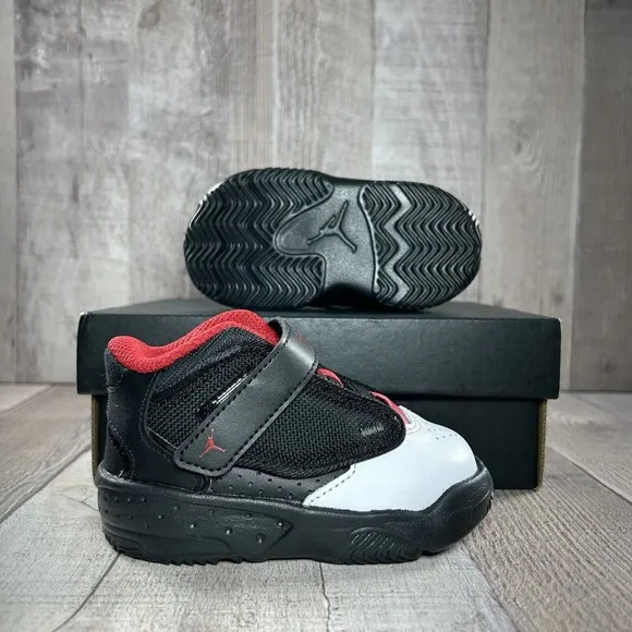 Jordan Max Aura 4 (TD) Baby's Sneaker Black Gym Red-White Size 5C DQ8402-061