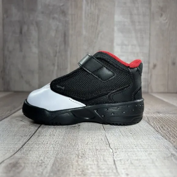 Jordan Max Aura 4 (TD) Baby's Sneaker Black Gym Red-White Size 5C DQ8402-061