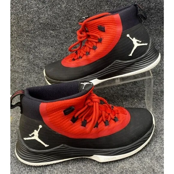 Jordan Sneakers Men Size 8.5 Ultra Fly 2 Black White Gym Red Shoes 897998-001