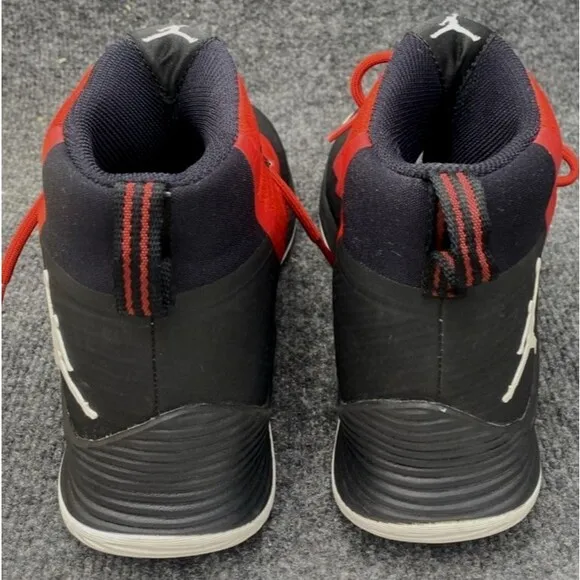 Jordan Sneakers Men Size 8.5 Ultra Fly 2 Black White Gym Red Shoes 897998-001